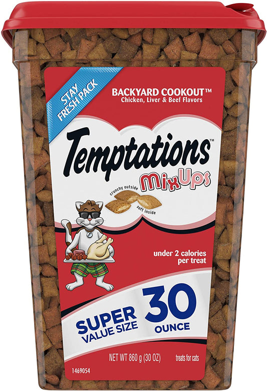 TEMPTATIONS MIXUPS Crunchy and Soft Cat Treats Backyard Cookout Flavor, 30 Oz. Tub